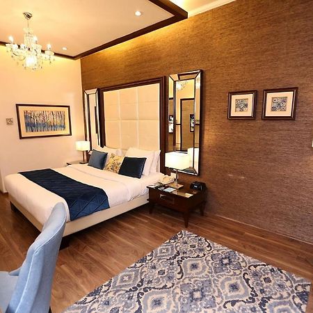 Ramada By Wyndham Multan Hotel Eksteriør billede